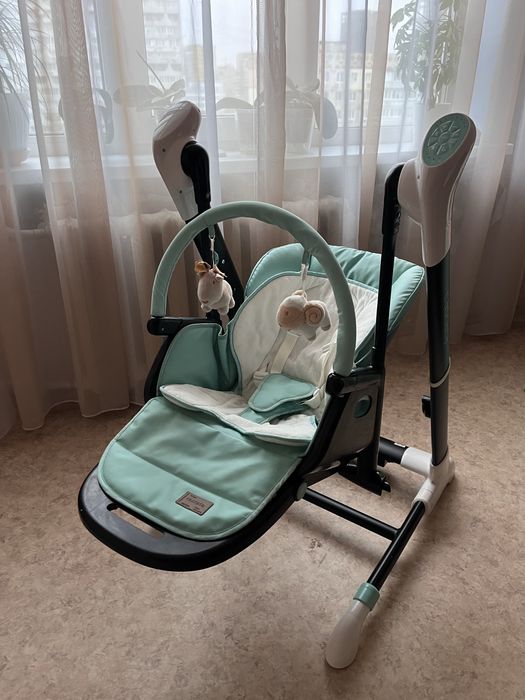 Стілець-гойдалка CARRELLO Cascata