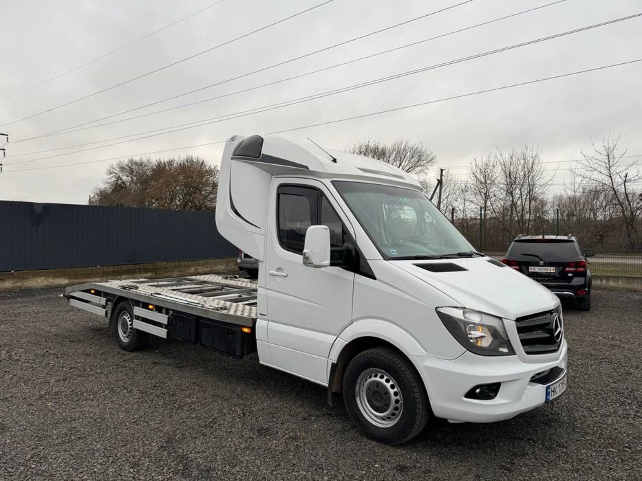 Mercedes-Benz Sprinter 319