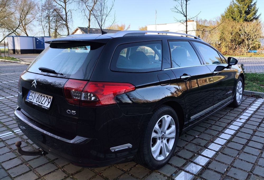 Citroen C5 x7/2011r/2.0HDI/manual/6biegów/db. wyposaż./bez pneumatyki