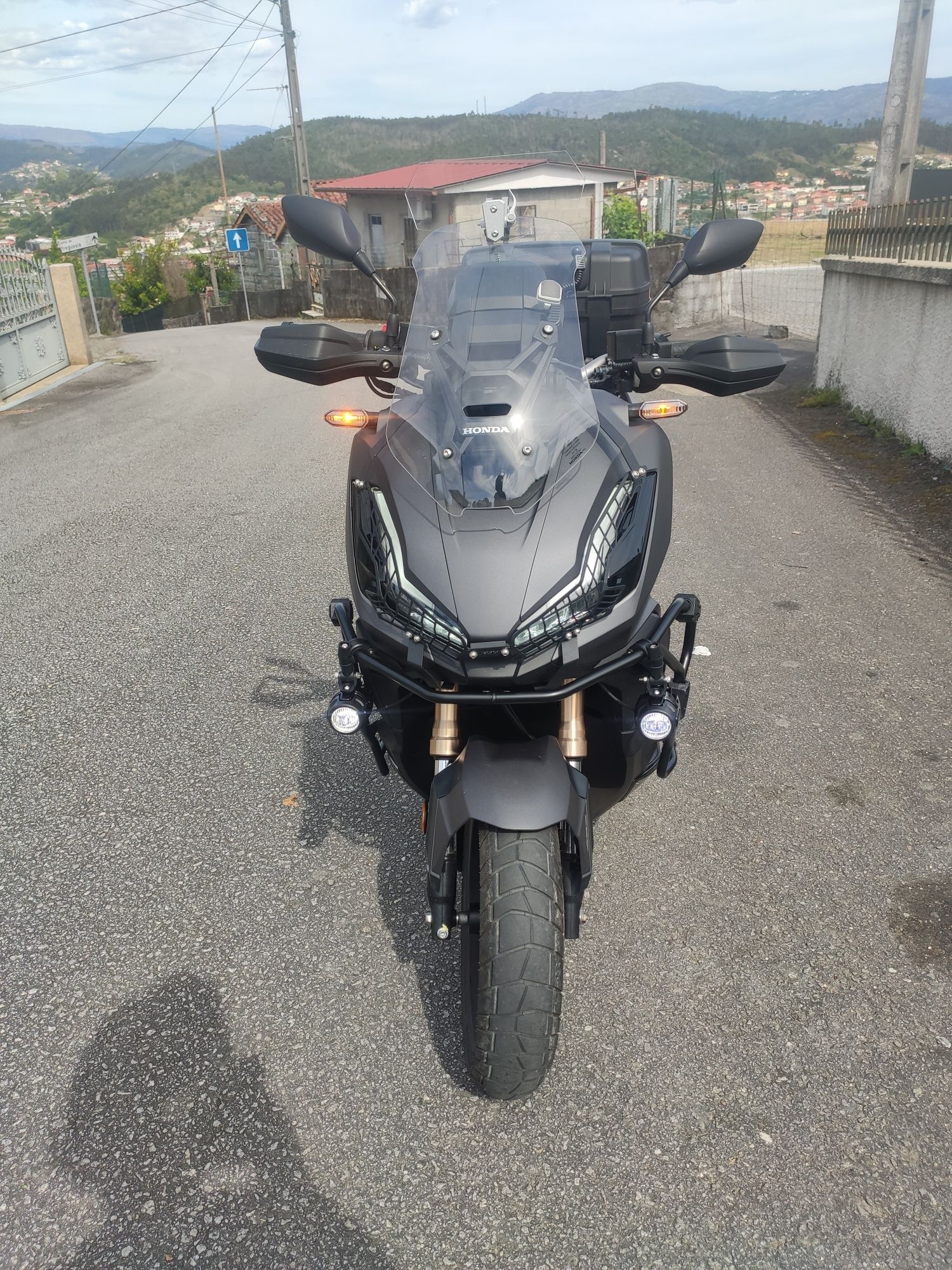 ADV Honda 350 ano dezembro 2023
