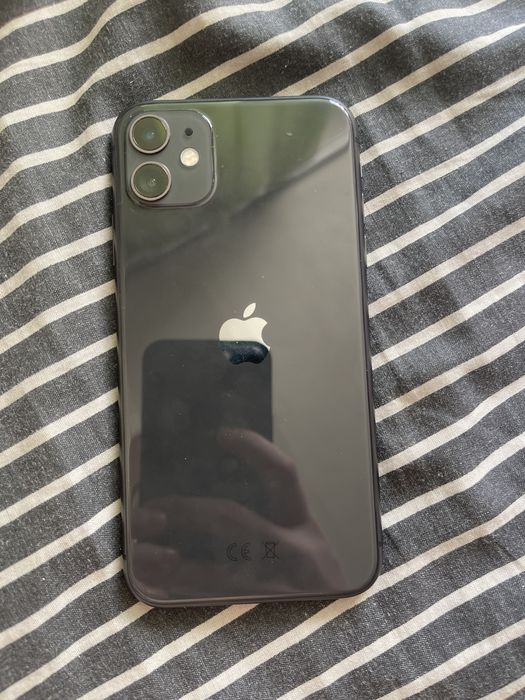 Айфон 11 на 64 гб чорний колір