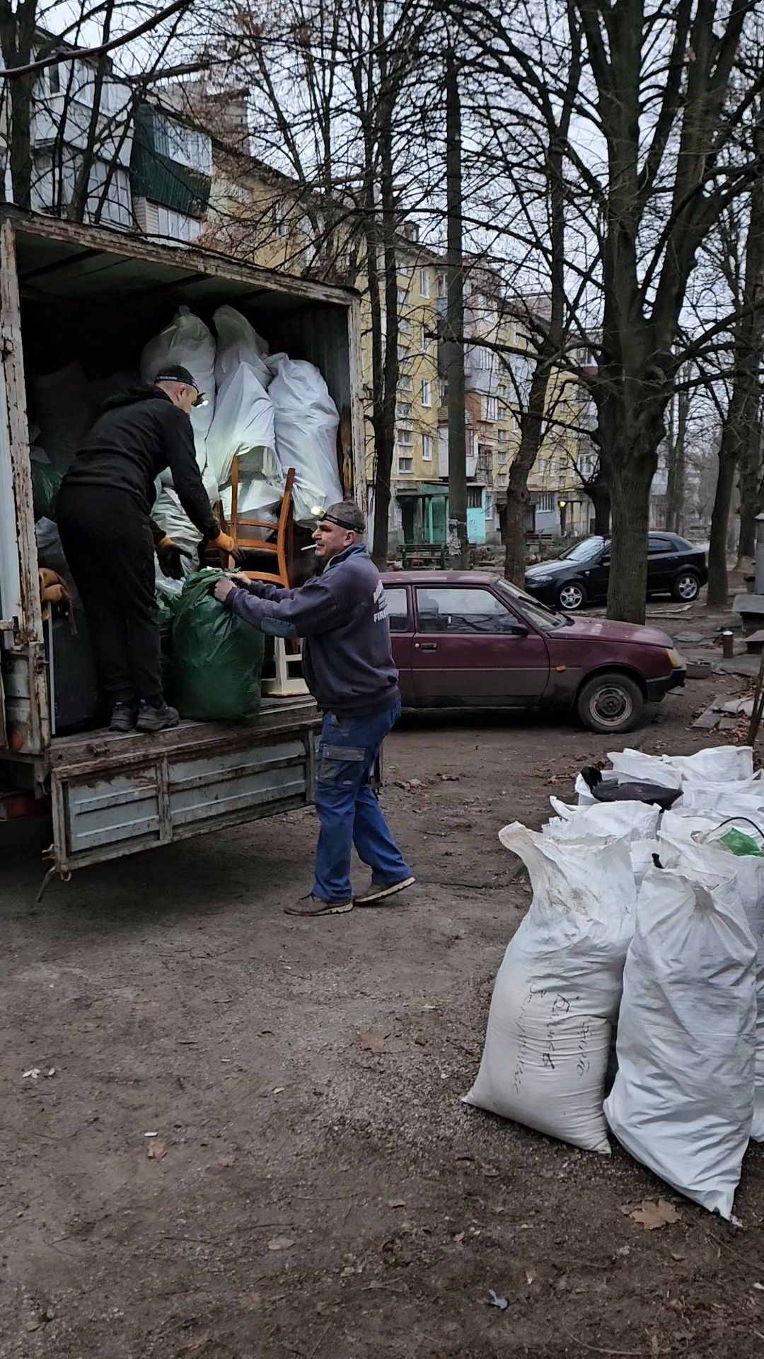 3   Грузоперевозки, перевозка мебели, грузчики Запорожье