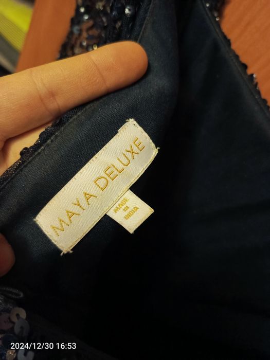 Sukienka cekiny tiul na zamek opadające ramiona