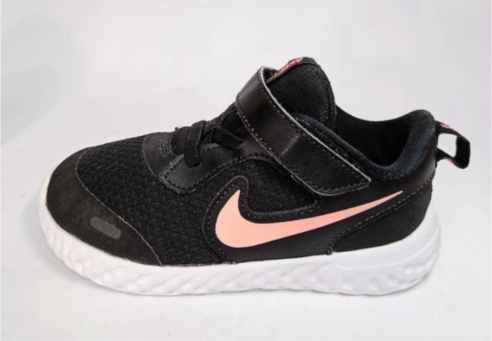 Buty dziecięce Nike Revolution rozmiar26