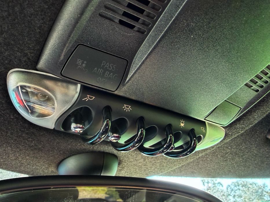 Mini Cooper D 1.6d 112cv - Desde 150€ Mês