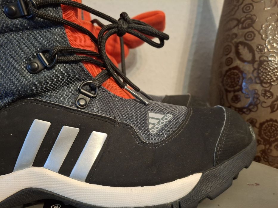 Adidas wysokie trekkingi damskie 40