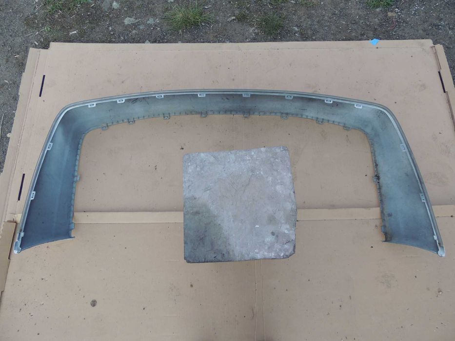 Zderzak tył tylny nakładka dokładka spoiler Opel Vectra A 88,89,90-95