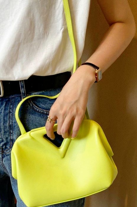 Bottega veneta Point torebka zielona seledynowa neonowa skórzana pasek