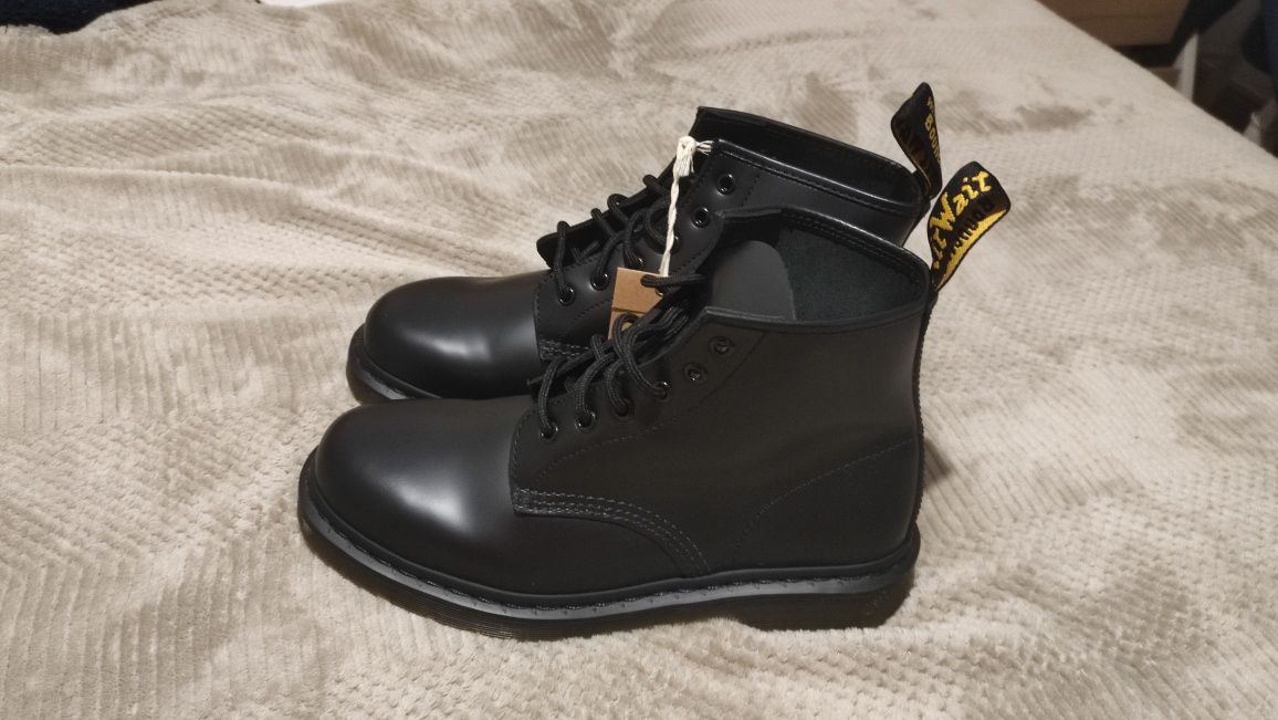 Botas dr Martens novas