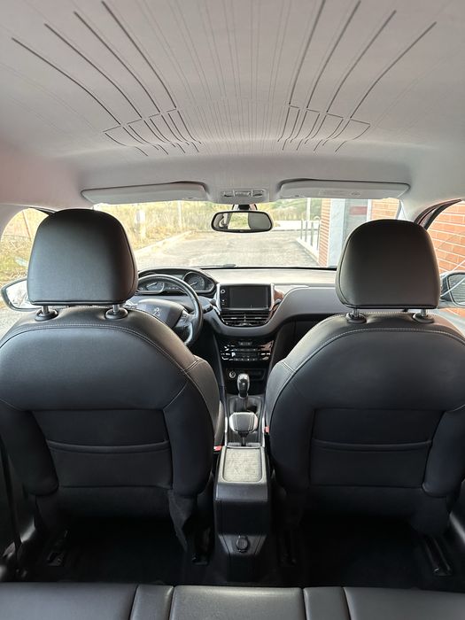 Peugeot 2008 1.2VTI Allure