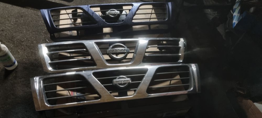 Nissan  Patrol  Y61  Antrapa