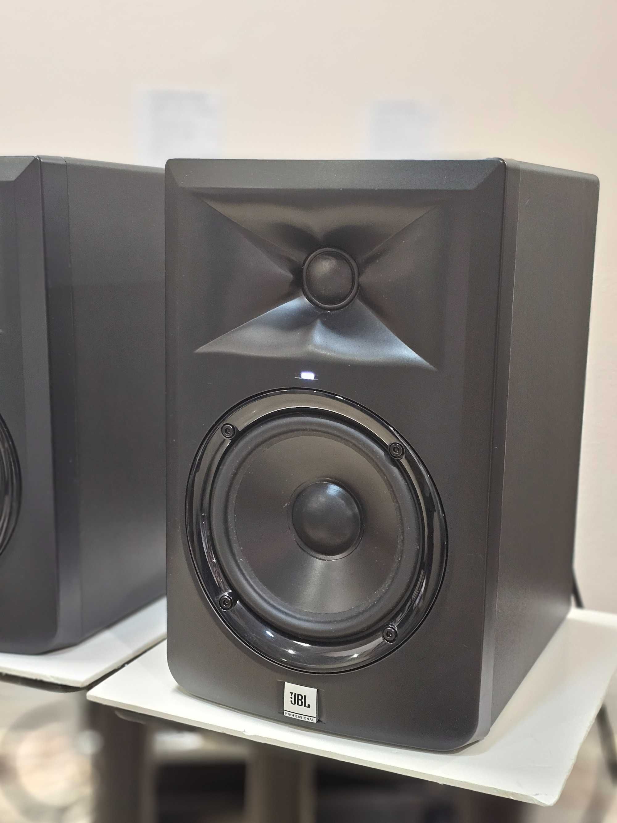 Акустика активна JBL LSR305 164W ВЧ-1", НЧ-5" студійні монітори (пара)