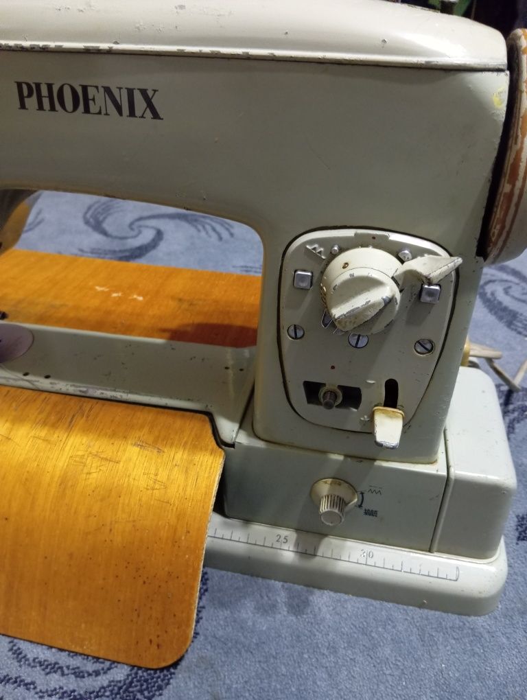 Німецька швейна машина PHOENIX