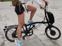 Brompton Eléctrica 6 velocidades com duas malas