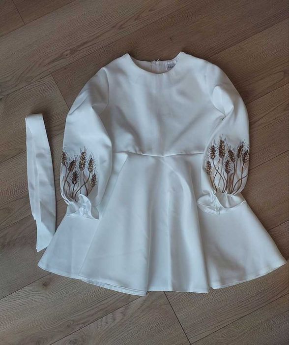 Сукня з вишивкою дитяча на дівчинку 110-128