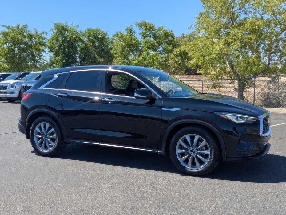 INFINITI QX50 Pure      2022
