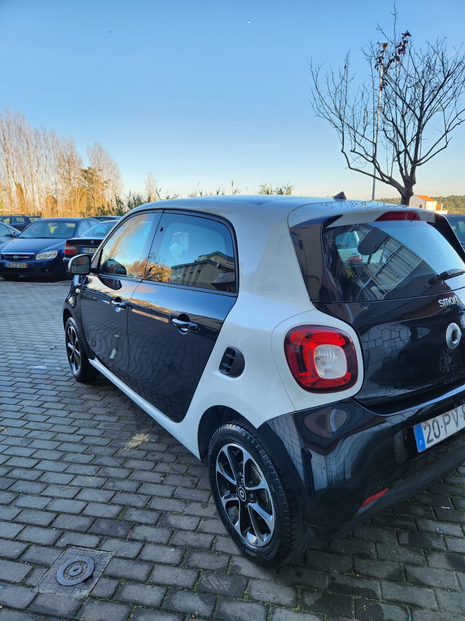 Smart ForFour motor 1.0 90cv nacional ano 2015 como novo aceito retoma