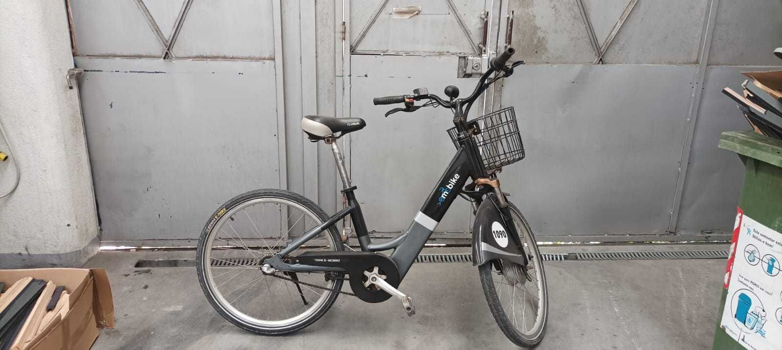 LIQUIDAR - 3 bicicletas elétricas citadina (para reparação)