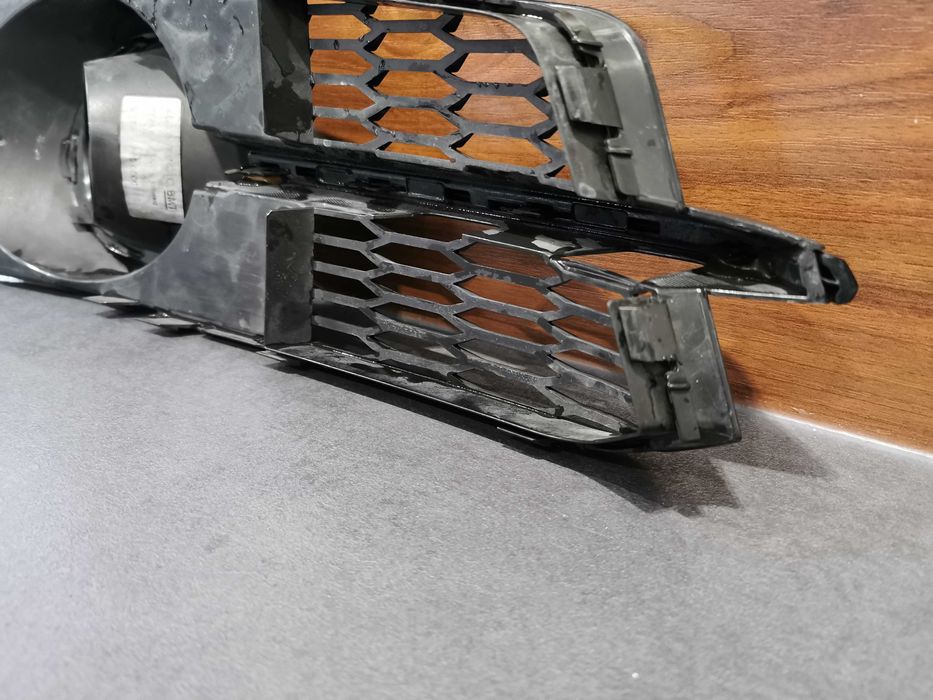 Kratka zderzaka Lewa audi a6 c7 2016 lift s-line Oryginalna Czarna