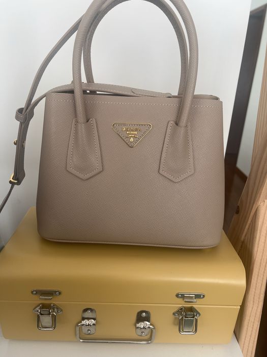 Mala Prada muito bonita