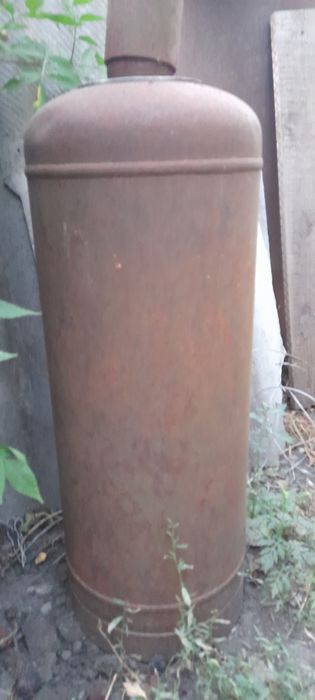 Продам недорого газовые баллоны