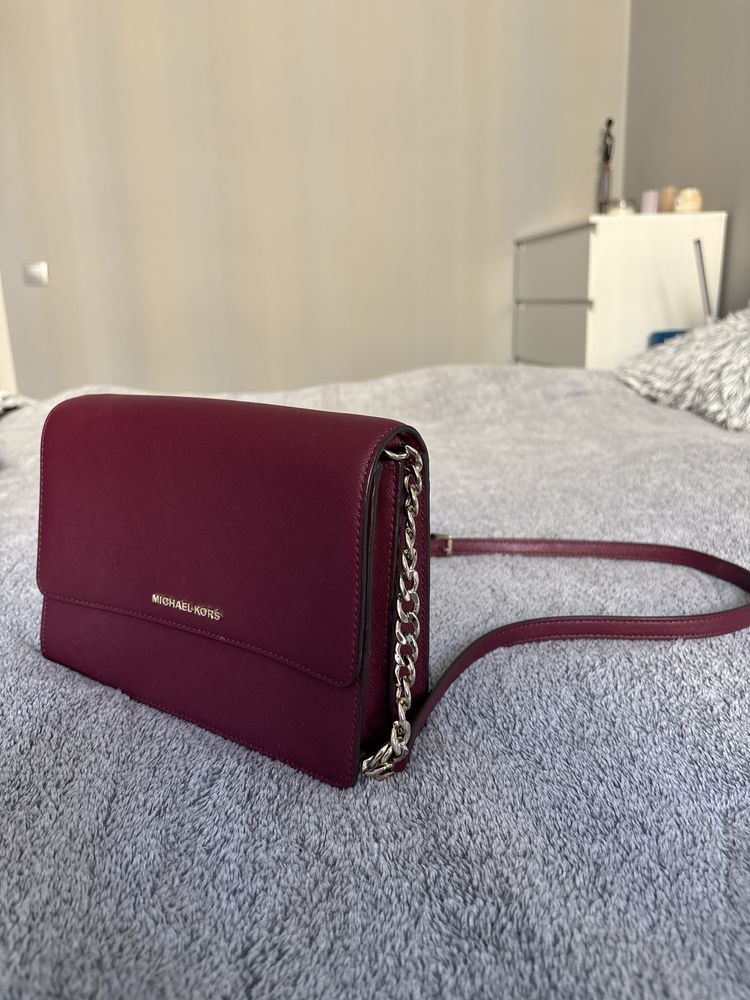 Бордова жіноча сумка Michael Kors