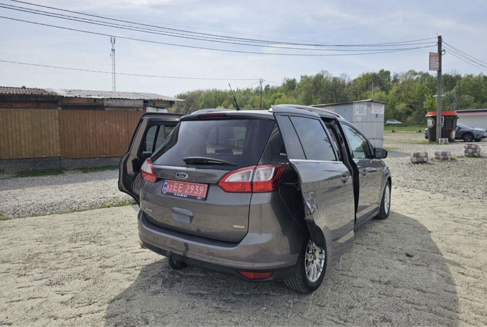 Автомобіль Ford Grand C-Max 2012