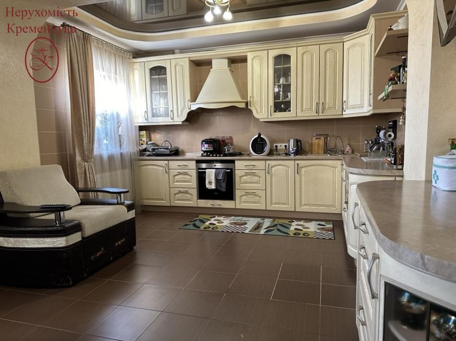 Продам будинок комфорт-класу з усіма зручностями