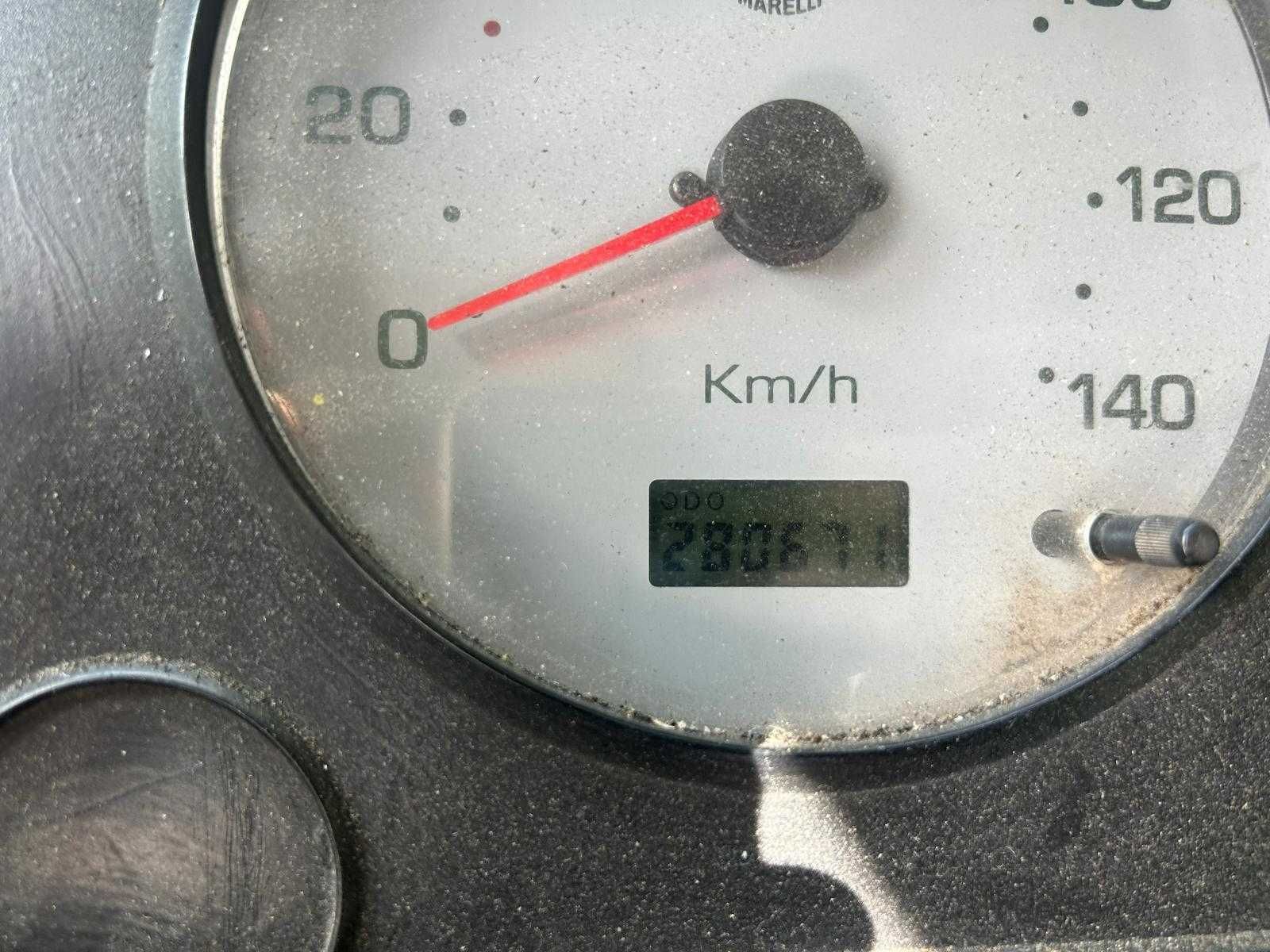 Nissan - Atleon 120