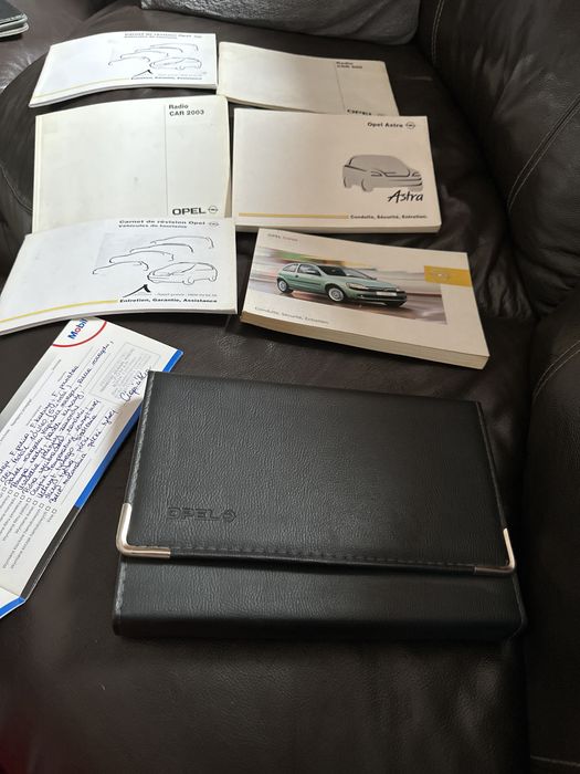 Teczka opel corsa astra instrukcje radio