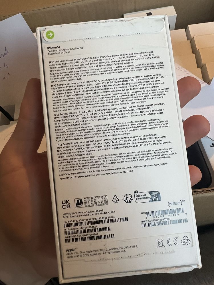 ORYGINALNE Pudełko do iPhone 14 Red / Czerwony