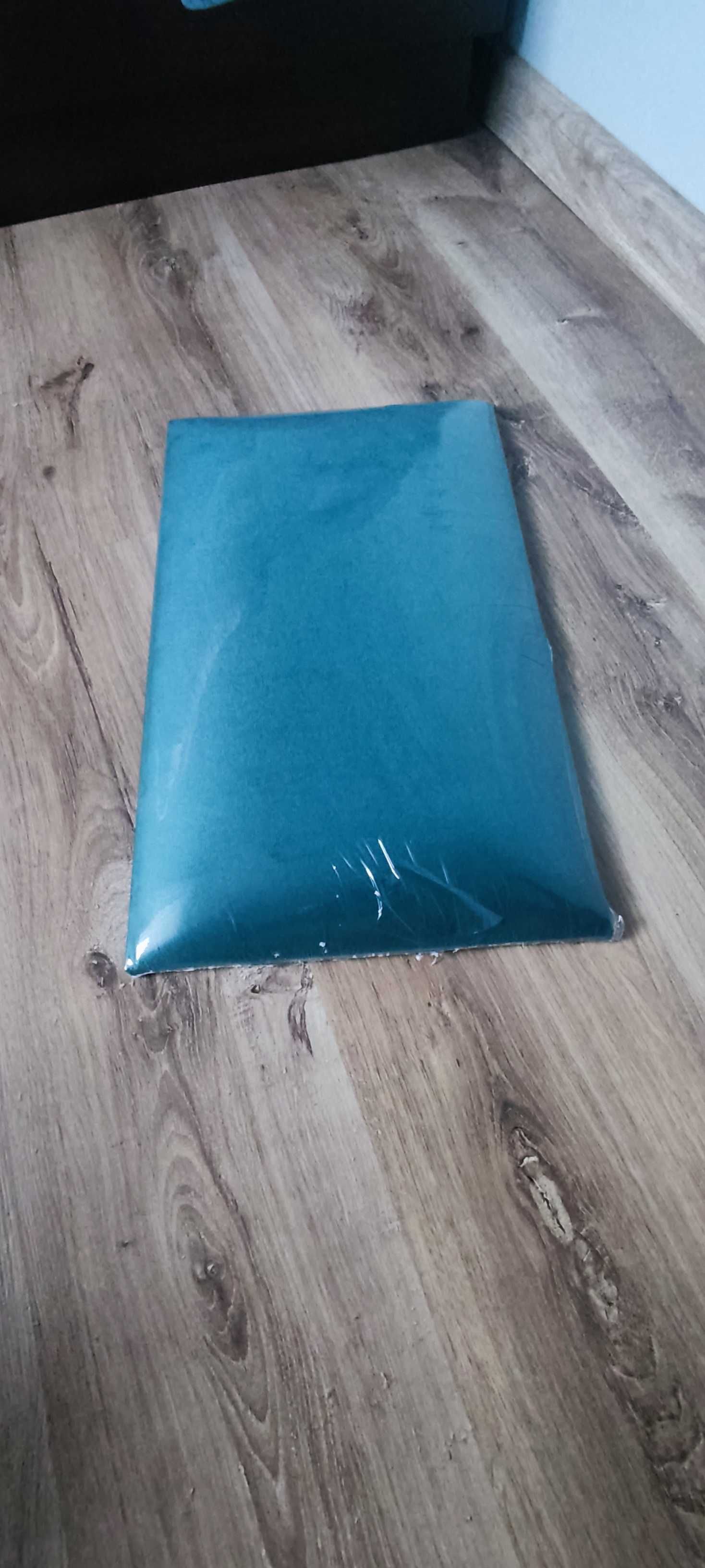 Panel tapicerowany na  ścianeę  50x30 welur