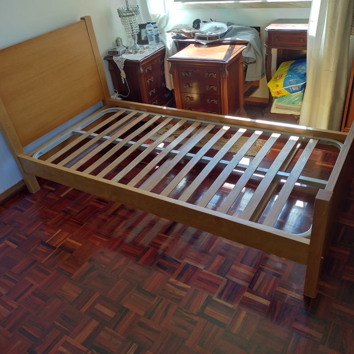 Cama solteiro + estrado + colchão