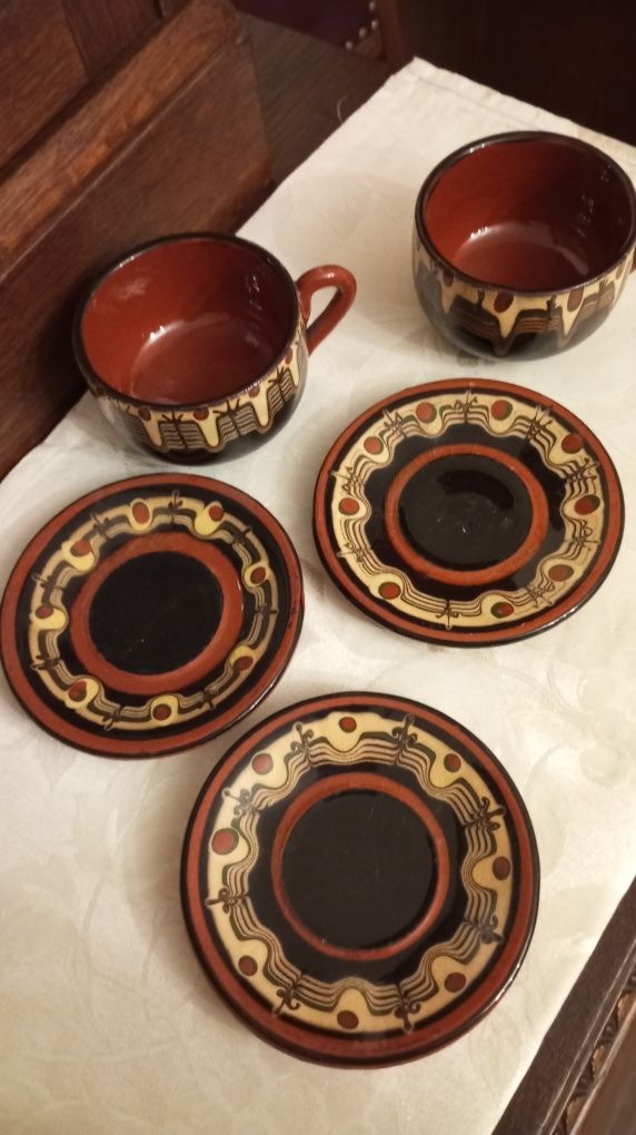 Ceramika bułgarska lata 70 - dwie filiżanki