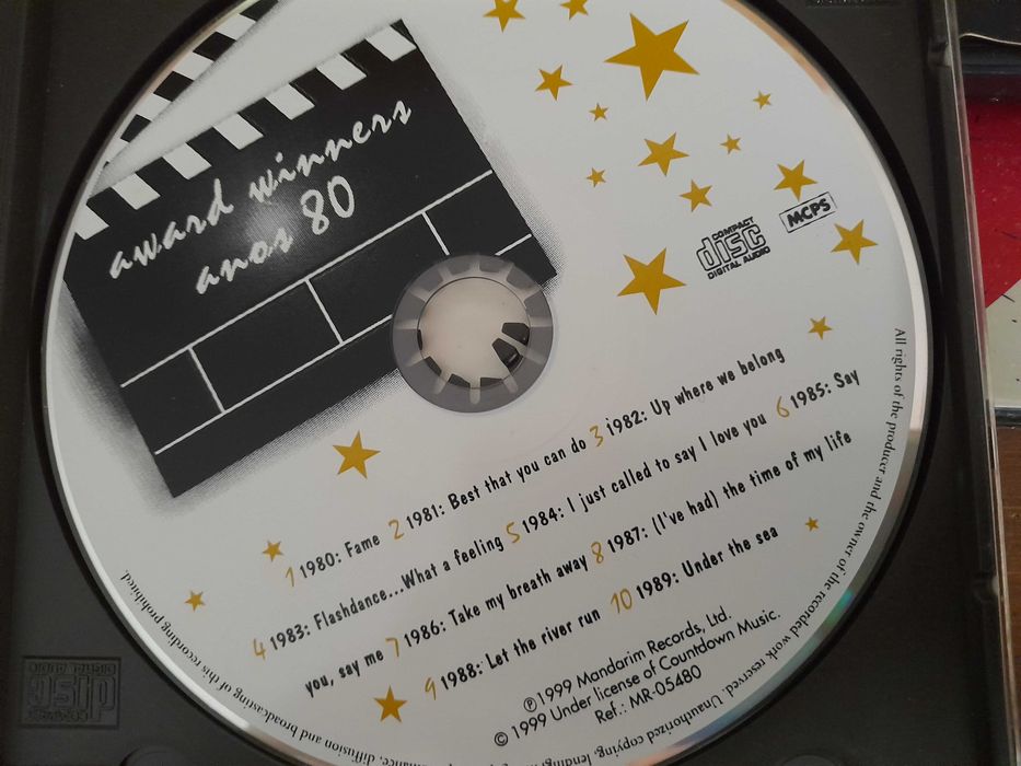 Pack de 3 Cds ,um deles duplo. Usado mas em bom estado.