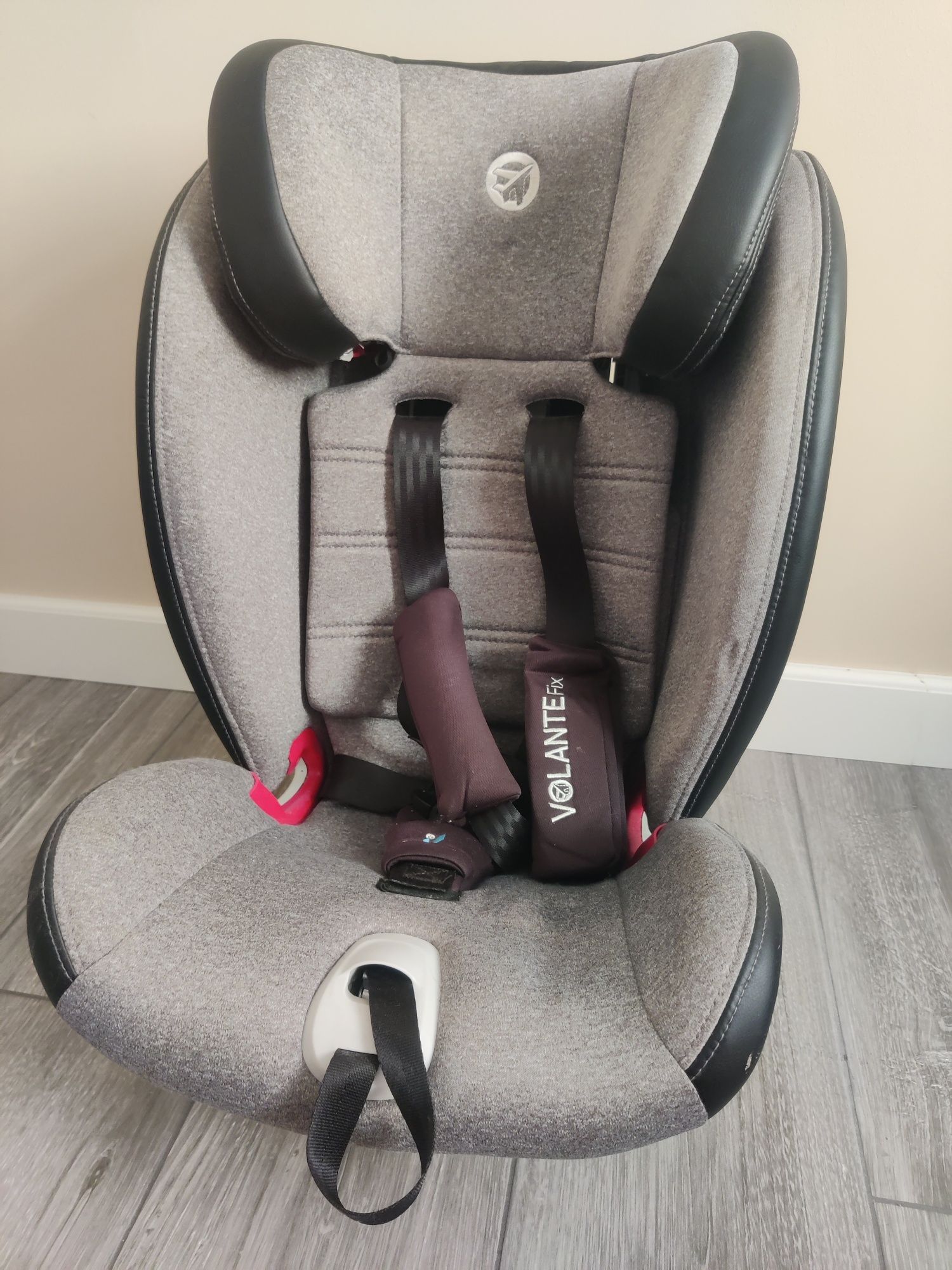 Дитяче автокрісло Caretero VolanteFix Limited Isofix grey 9-36кг
