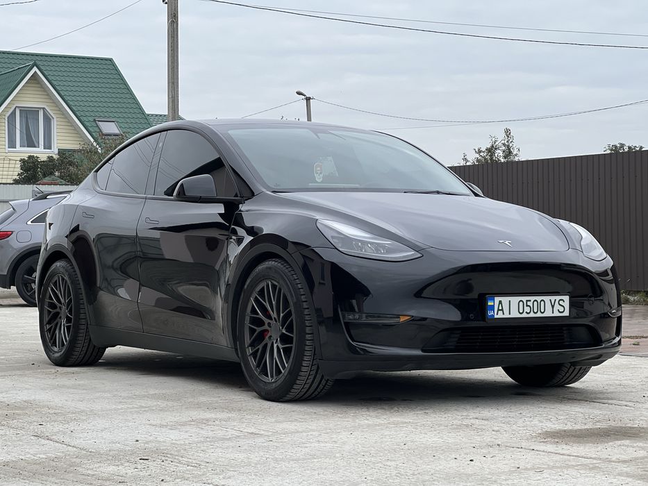 Tesla Model Y 2021год