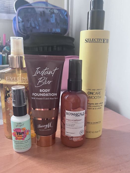 Zestaw kosmetyków do włosów i ciała