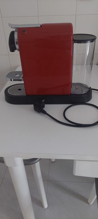 Máquina de Café Nespresso