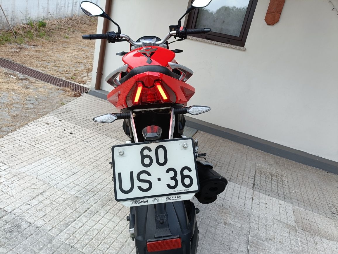 Vendo moto 125cc