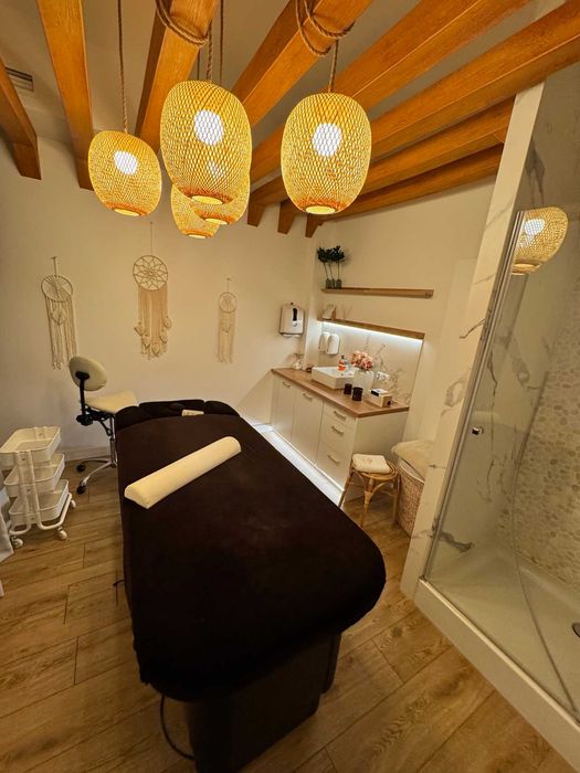 fotel kosmetyczny łóżko leżanka Gharieni MLE Neo x4