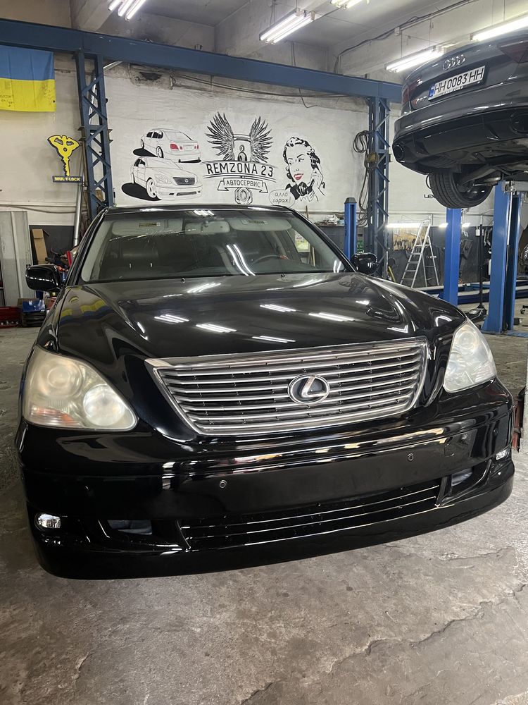 Передний Бампер Lexus LS430 RESTAYL