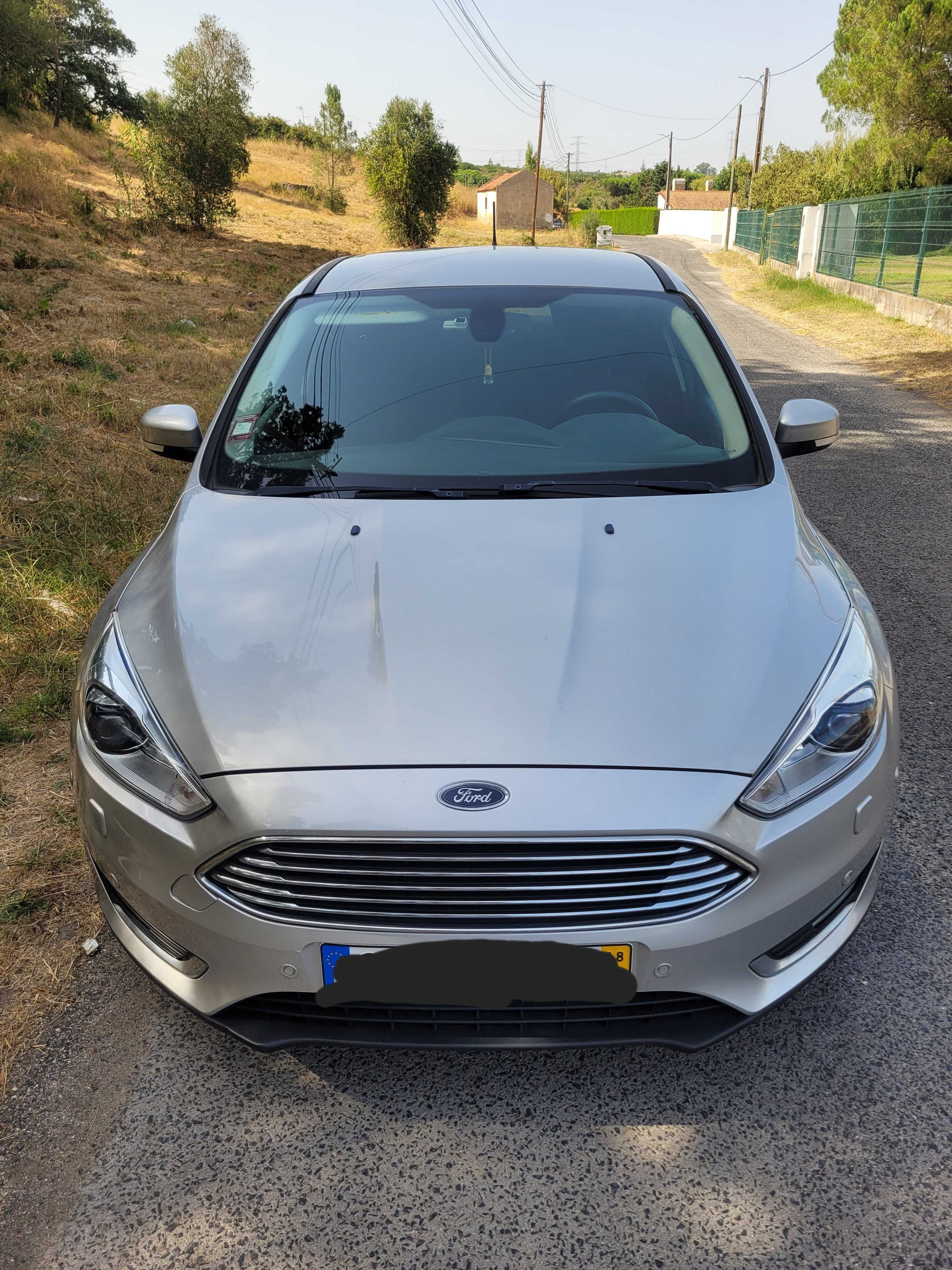 Carro Ford Focus 1.5 TDCI Titanium