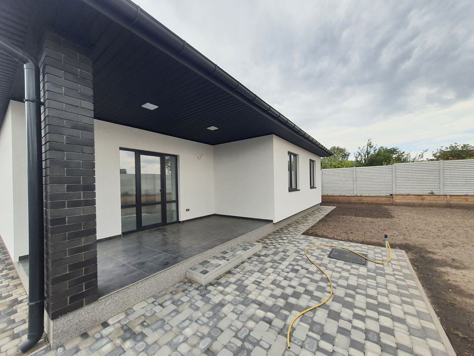 Продам Будинок з ремонтом,  105м2, р- н  вул. Лісна