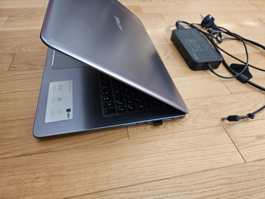 Asus VivoBook Pro