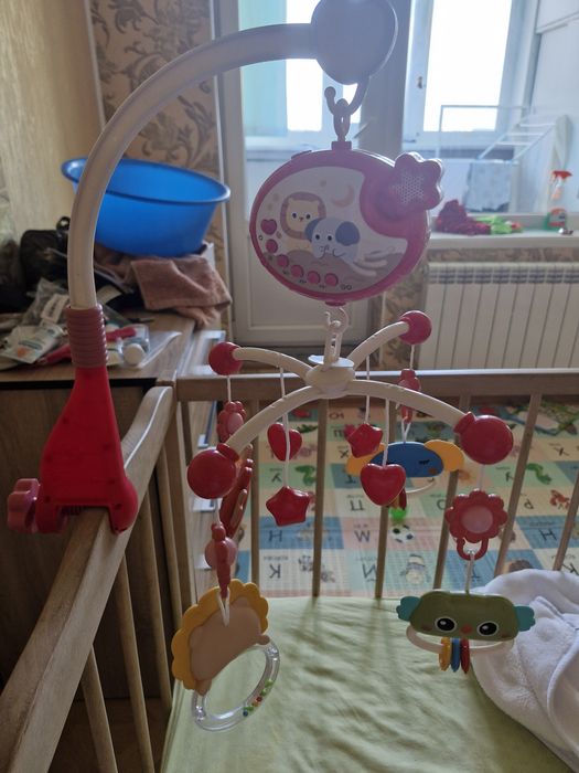 Мобіль дитячий. Рожевого кольору