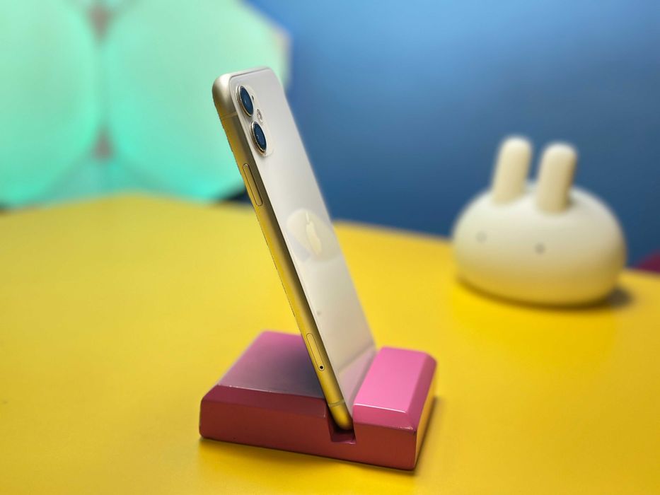 Смартфон Apple iPhone 11 128GB White (147278) Б/У З ГАРАНТІЄЮ