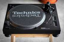 Technics SL-1210MK7