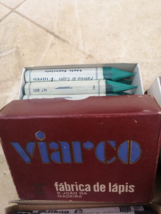 Caixa Lápis Viarco Madeira Pedra e Tecido