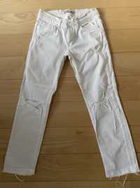 Białe spodnie jeansy Zara xs, xxs, z dziurami